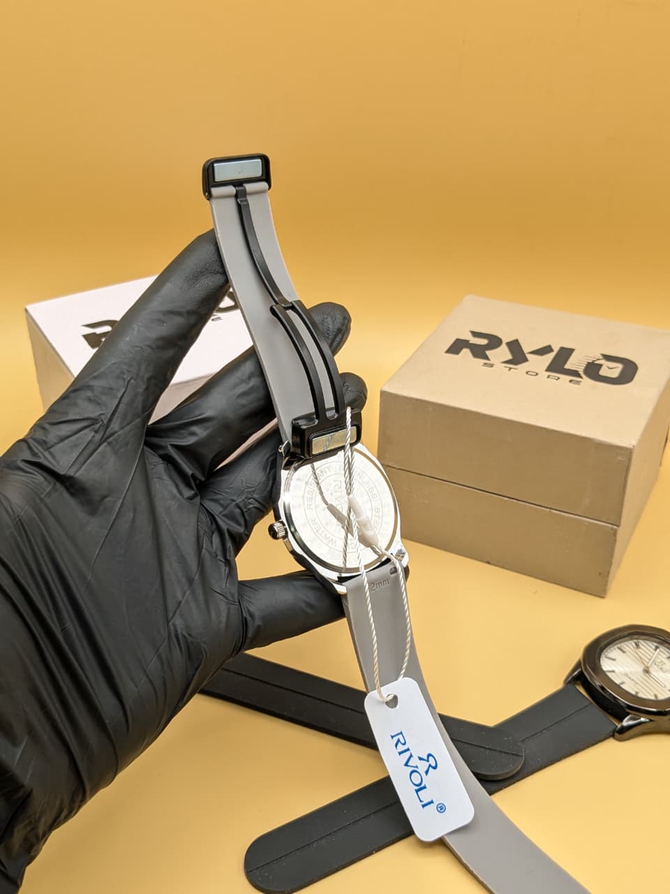 RIVOLI ( Black Dial Wall)