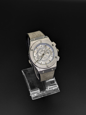HUB Skeleton Silver Dial (Grey Strap)