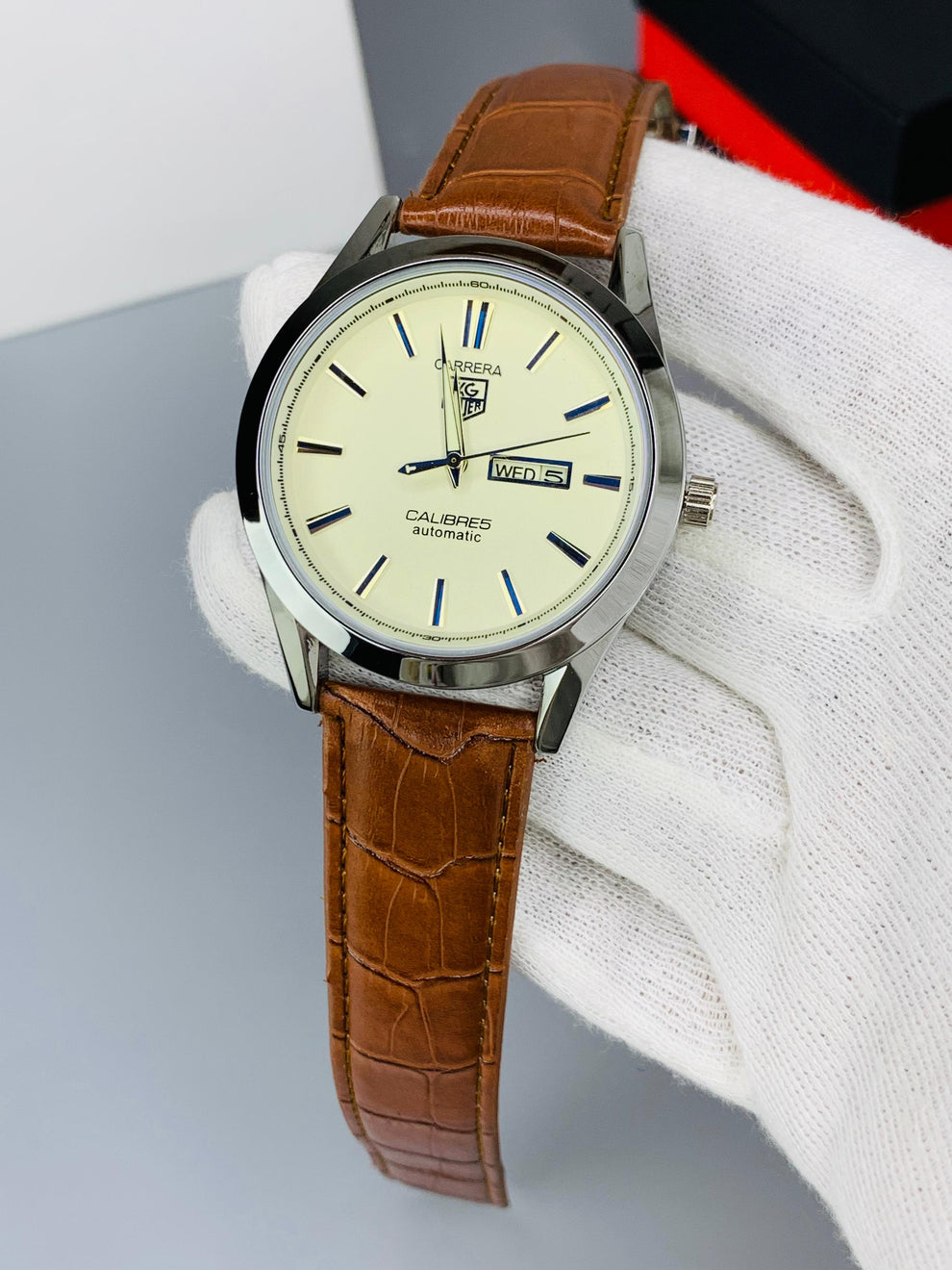 Brown Tag Model With Day & Date Adjustment | Quartz